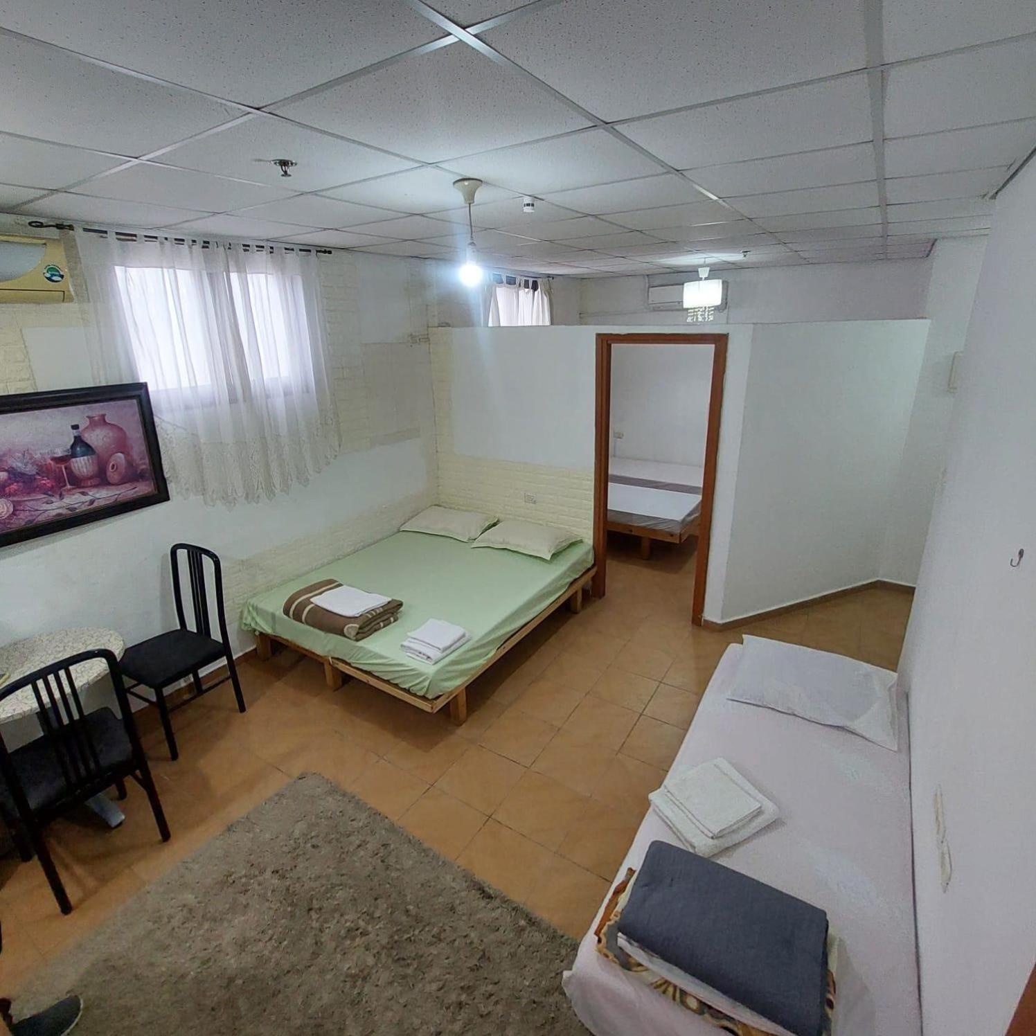 Star Guest- House Hotel Or Yehuda Buitenkant foto