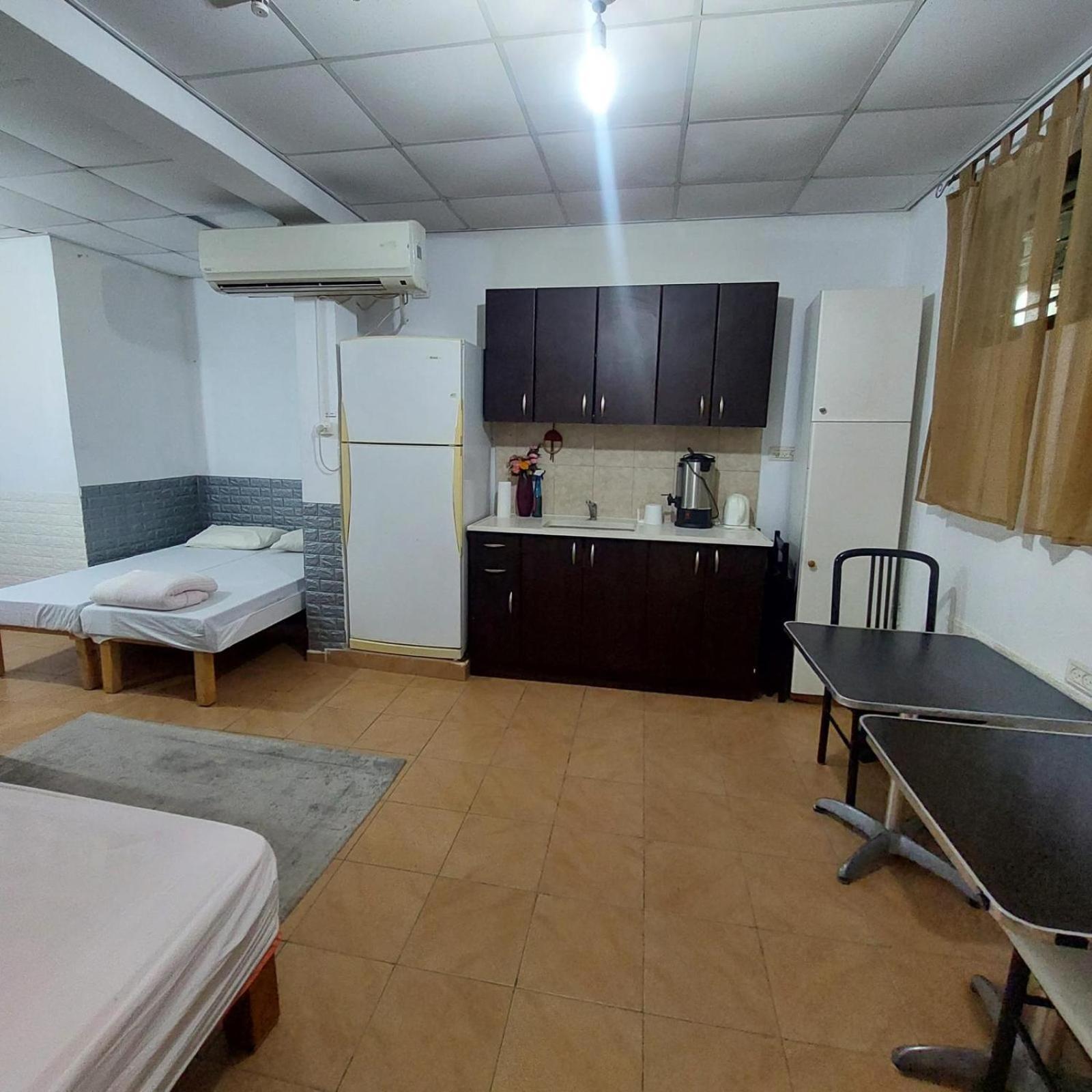 Star Guest- House Hotel Or Yehuda Buitenkant foto
