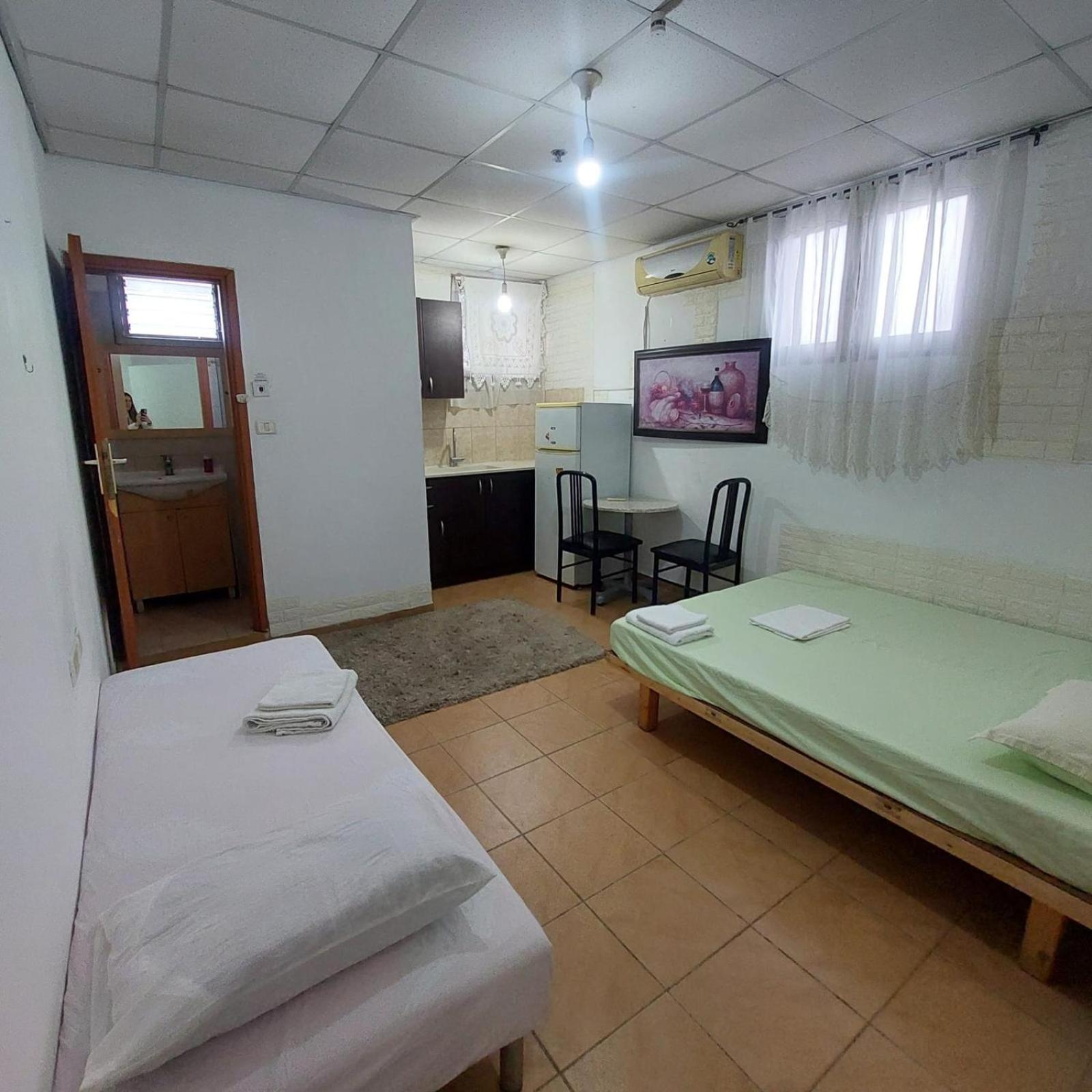 Star Guest- House Hotel Or Yehuda Buitenkant foto