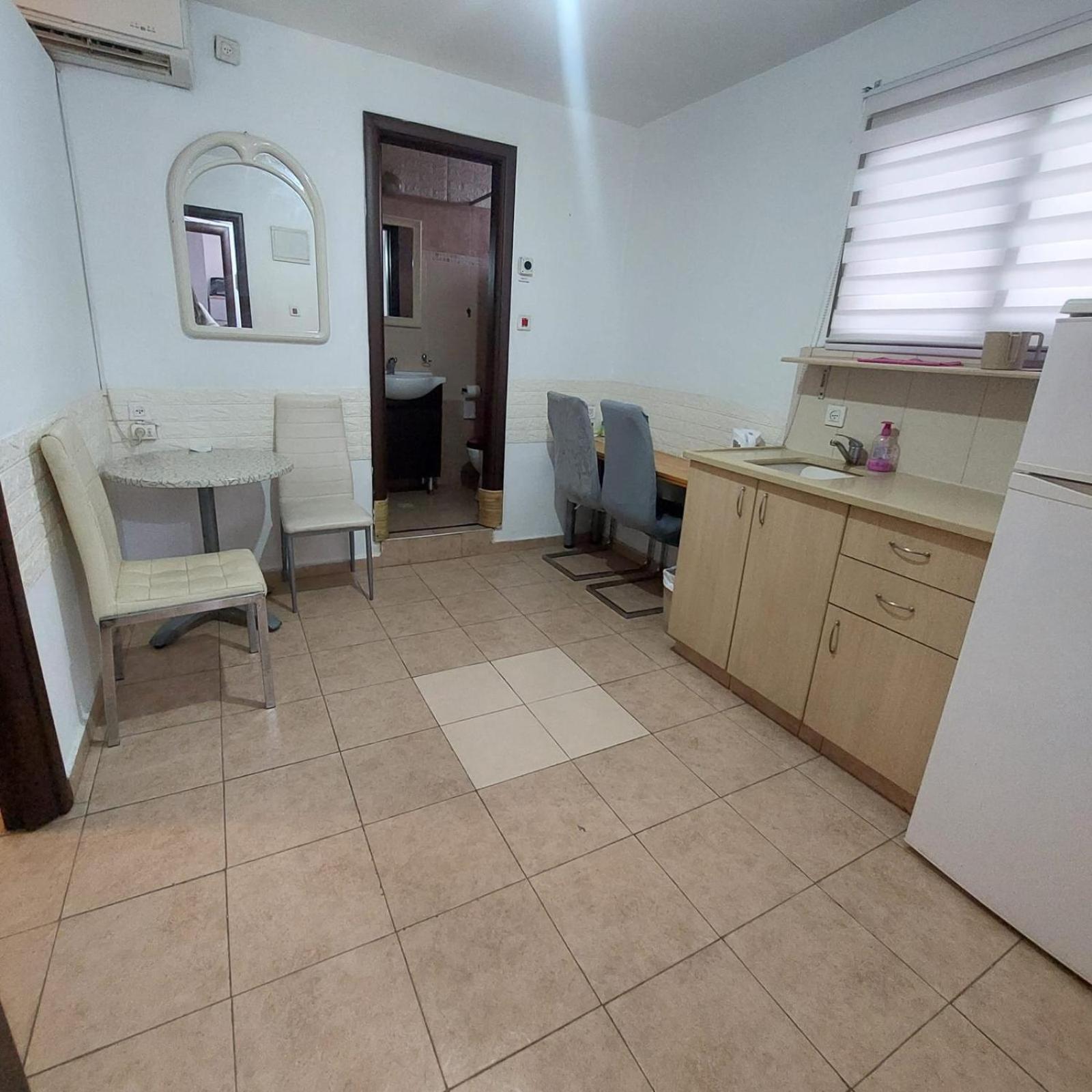 Star Guest- House Hotel Or Yehuda Buitenkant foto